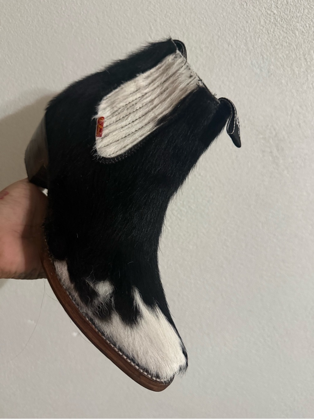 Black and White Haircalf Ankle Bootie - Women's Fashion Boot.botin pelo de vaca